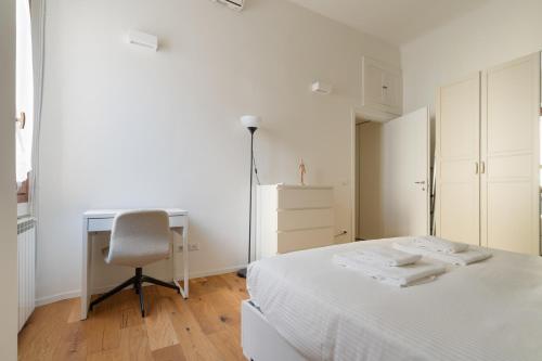 GuestHost - M5 Isola Cozy Apartment