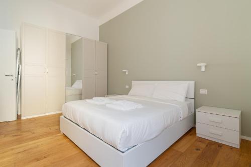 GuestHost - M5 Isola Cozy Apartment