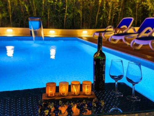Family Villa with Heated Pool&Jaccuzi