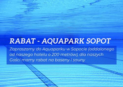 Majoituspaikassa Hotel Miramar tai sen lähellä sijaitseva uima-allas