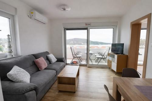 Blue Horizon Apartment by Litto