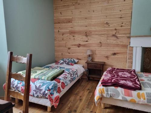 เตียงในห้องที่ la forestiere