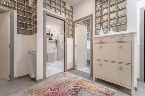 Modern and Stylish - 2BD 2BTH - La Latina