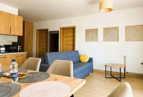 M&D apartamenty w Karkonoszach! 2 sypialnie, salon z aneksem, balkon z widokiem na góry