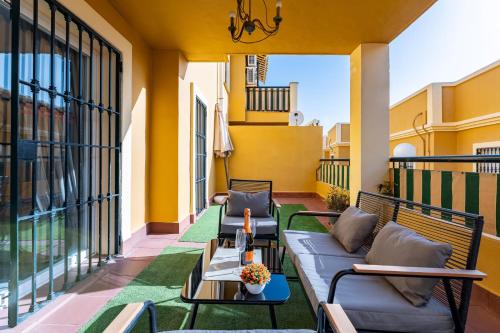 MalagaSuite Three Rooms with Terrace