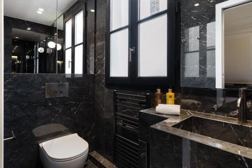 Pick A Flat Serviced Apartment in Champs Elysées - Rue Marbeuf