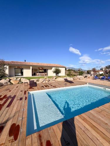 Casa Cagna, 3 bedrooms, Heated pool, 8people
