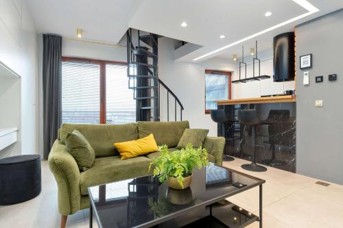 Luxury Two-level Apartment in Gdańsk Center with Pool, Gym and Sauna by Renters Prestige