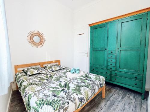2 Bedrooms Apartment-Cannes Center Suquet-2mins to Beach & 10mins to Palais-AirConditioning & FiberWifi