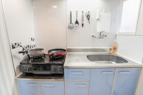 Sengakuji 301, 40sqm, two-bedroom residence near Tokyo Tower with direct airport access
