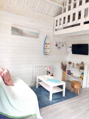 Chalet cosy, plages à pieds. Morbihan.