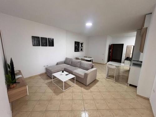 Hill family residence by Adriatic Living