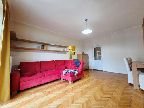 Retro apartment in the Old Town