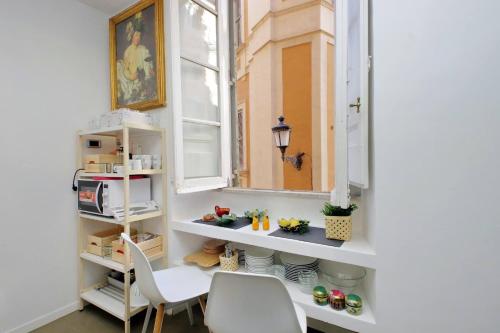 Amazing apartment by the Pantheon