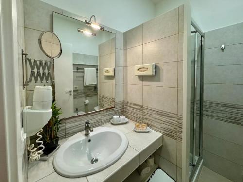 Et badeværelse på Hotel Jonio