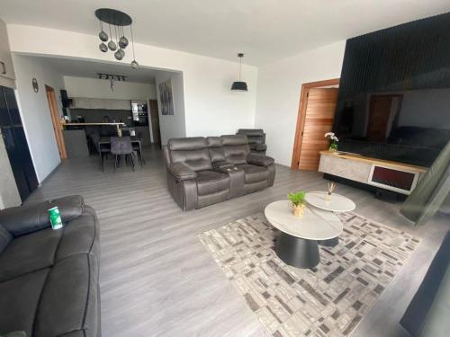 Modern 3 Bedroom Ensuite Apartment in Flic en Flac
