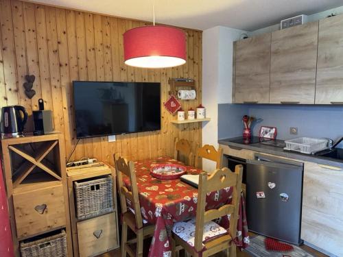 Studio Châtel 4 Pers, Ski, Balcon Sud/Ouest, Parking, Netflix/WIFI, Animaux admis