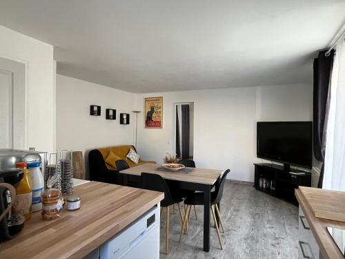 Le numéro 4 Joli appartement avec jardin clos