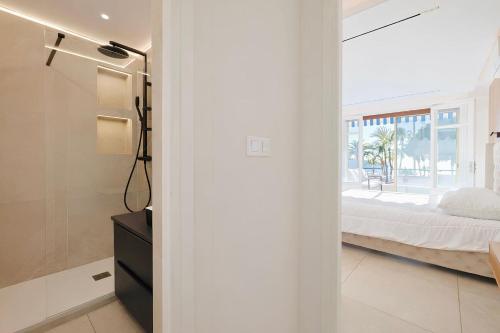 Celestre Croisette - Appartement de Luxe Croisette avec Terrasse et Vue Mer