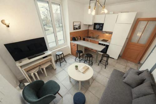 2-bedroom apartment Jean Jaurès area Gerland