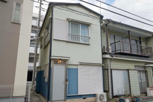 Private Entire Home for Families LIRIO BASE TSURUMI ICHIBA