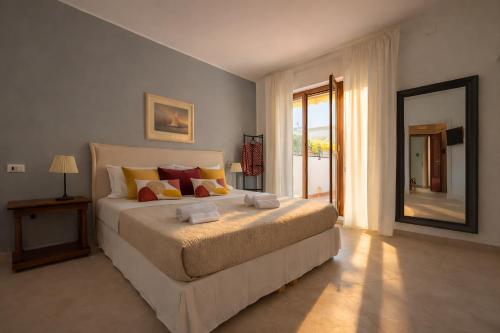 Molo Angioino Suites
