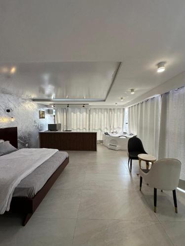 Apparts Hotel Tade House