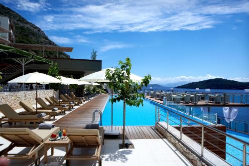 The swimming pool at or close to San Nicolas Resort Hotel