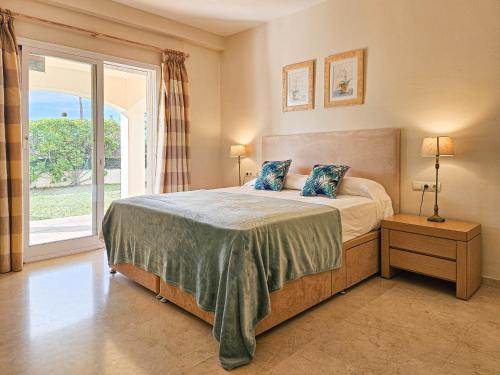 Garden apartment in Ocean Pino Golf near Cabopino