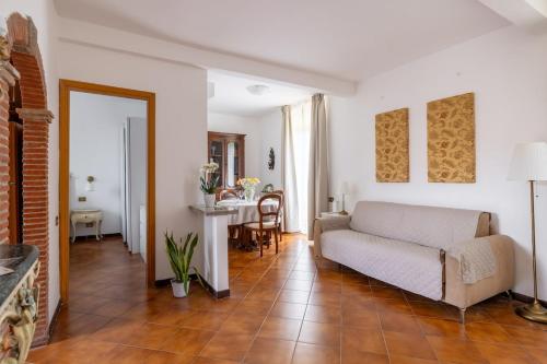 Delightful attic with terrace-Caffarella