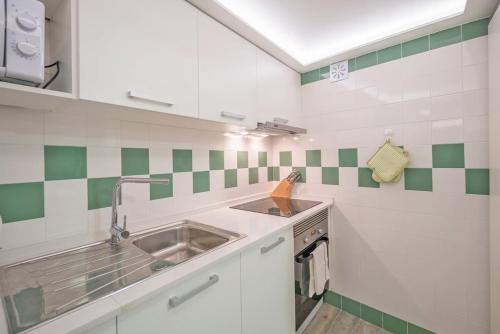 Heart of Bairro Alto Ground Floor
