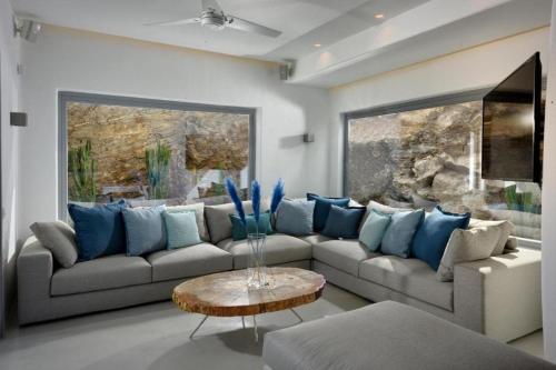Luxury Mykonos Villa in the Ornos Korfos