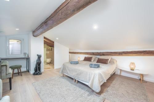 Duplex old town Antibes - NEW !