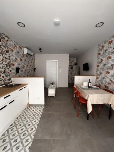 R9 Trabajo y Descanso Premium Junto a Metro Madrid