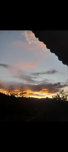Gallery image of Ohiya forest rim in Nikawatawana