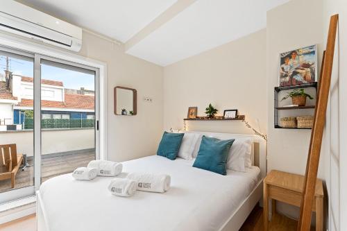 GuestReady- Charming Porto Retreat with Terrace