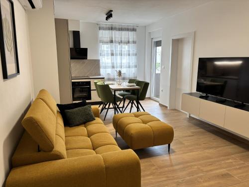 Apartment LAV- newly, modern city spot