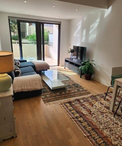 1 bedroom flat in Kings Wharf