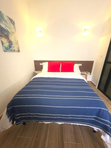 103 Cozy & Charm Studio in Villaverde Alto 15 Min Madrid Center