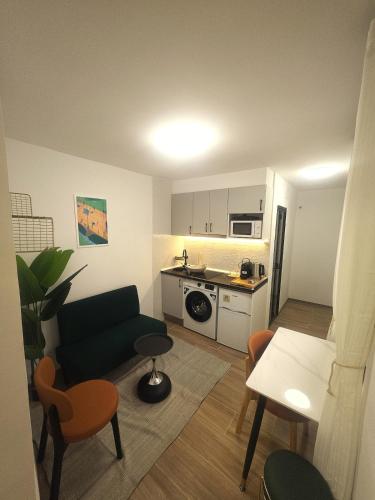 107 Comfortable Studio 15 Minutes Center Madrid