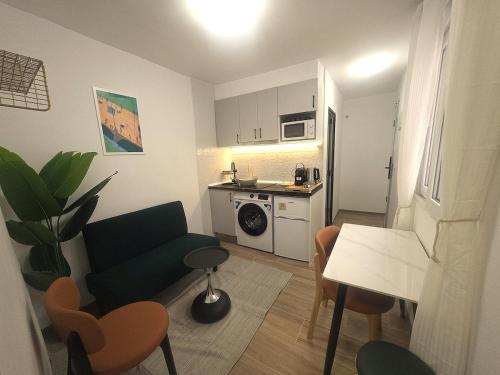 107 Comfortable Studio 15 Minutes Center Madrid