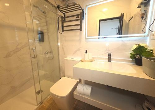 109 Comfortable Studio with Excellent Transport 15 minutes Madrid Center