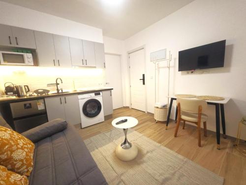 111 Quiet & Cozy Studio 15 minutes Madrid Center