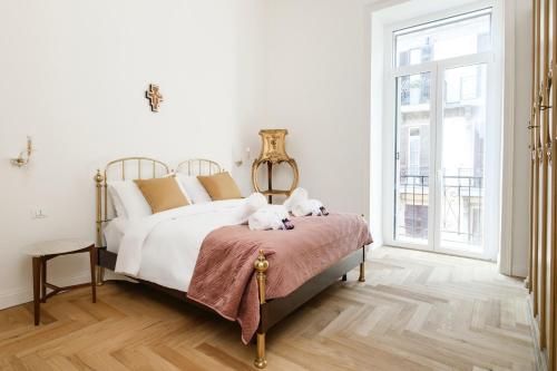 Titta & Lello by the Duomo - 3BR Apartment Naples