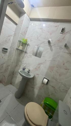 חדר רחצה ב-Alba Hostel