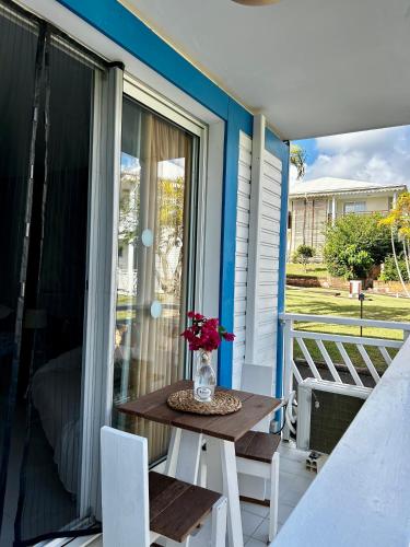 Studio West Indies Manganao