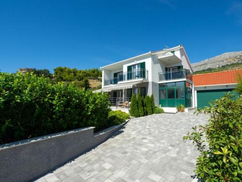 Holiday home for eight, Dugi Rat