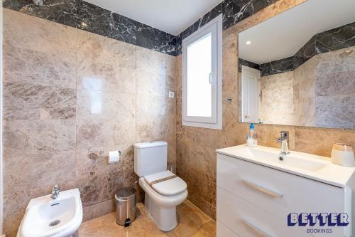 Premium 3BR w Seaviews Close to Port By Better Bookings photo 19