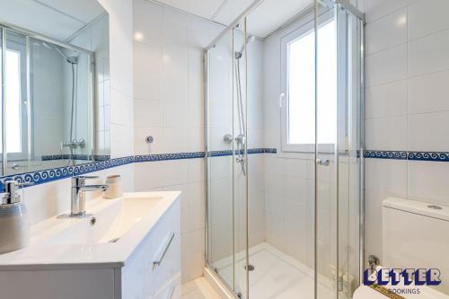 Premium 3BR w Seaviews Close to Port By Better Bookings photo 20
