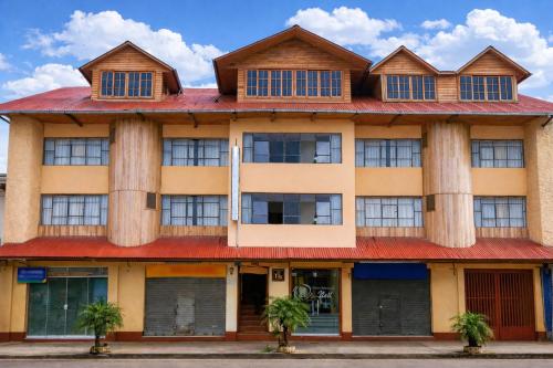 Hostal Arias